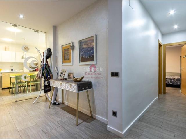 Casa en venta en Terrassa, Ca n'Anglada. Casa adosada en venta con reforma integral en 2011 en Terrassa. Casas.