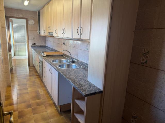 Casa en venta en Terrassa, Ca n'Aurell. CASA CON MUCHAS POSIBILIDADES EN CA N AURELL. Casas.