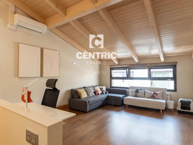 Casa en venta en Terrassa, Ca n'Aurell. Espectacular casa reformada con acabados de diseño. Casas.