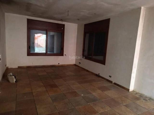 Casa en venta en Terrassa, Can Palet de Vista Alegre. OBRA PARADA EN CAN PALET DE VISTA ALEGRE. TERRASSA. Casas.