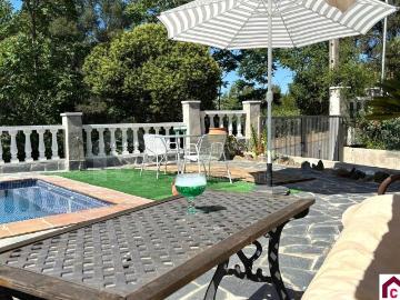 Casa en venta en Terrassa, Can Parellada. CASA 224 m Can Parellada TERRASSA 5hb 3b PK PISCINA. Casas.