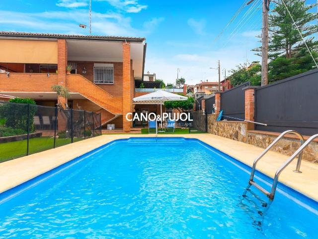 Casa en venta en Terrassa, Can Parellada. CASA EN TERRASSA. Casas.