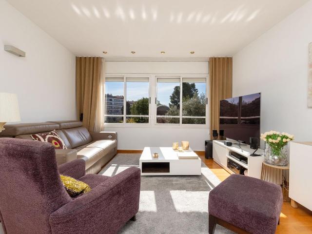 Casa en venta en Terrassa, Cementiri Vell. Una llar feta per gaudir Tocant Vallparadís. Casas.