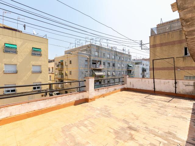 Casa en venta en Terrassa, Egara. Casas.