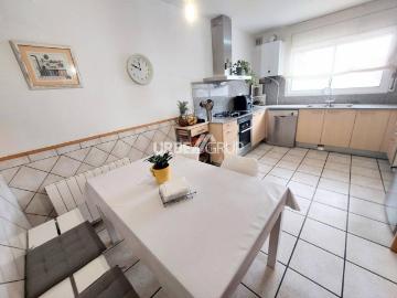 Casa adosada en venta en Terrassa, Les Fonts. CASA EN LES FONTS DE SANT QUIRZE DEL VALLES, LES ENCANTARA.IMPECABLE. Casas adosadas.