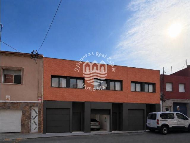 Casa en venta en Terrassa, Poble Nou. PRECIOSO PROYECTO DE OBRA NUEVA DE 3 CASAS ADOSADAS. Casas.