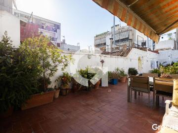 Casa en venta en Terrassa, Sant Pere Nord. ESPECTACULAR CASA DE 300 M2 CON LOCAL Y GARAJE. Casas.
