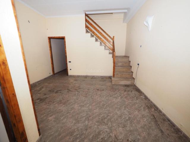 Casa en venta en Terrassa, Sant Pere Nord. SE VENDEN CUATRO CASAS ADOSADA EN TERRASSA, ZONA SANT PERE NORD. Casas.