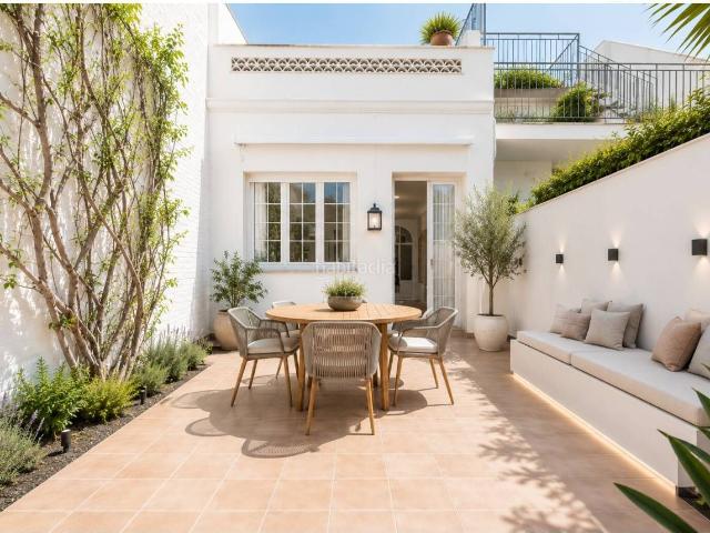 Casa en venta en Terrassa, Torrent d'en Pere Parres. con mucha luz, amplio patio y terraza. Casas.