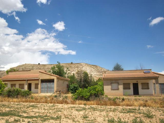 Casa en venta en Teruel, Pedanías. Viviendas en Ctra. Cuenca a cinco minutos de Teruel. Casas.