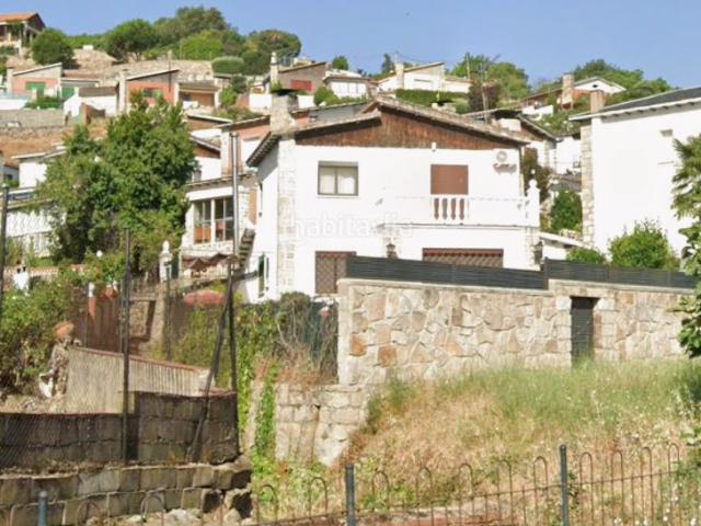 Casa en venta en Tiemblo El. CHALET EN VENTA RENTABILIDAD. Casas Tiemblo.
