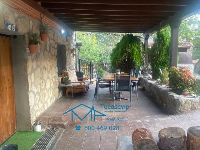 Casa en venta en Tiemblo El. CHALET INDEPENDIENTE EN EL TIEMBLO. Casas Tiemblo.