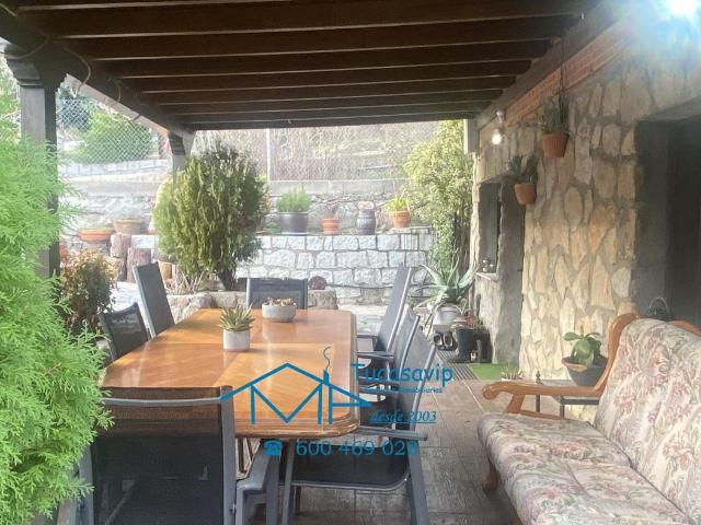 Casa en venta en Tiemblo El. CHALET INDEPENDIENTE EN EL TIEMBLO. Casas Tiemblo.