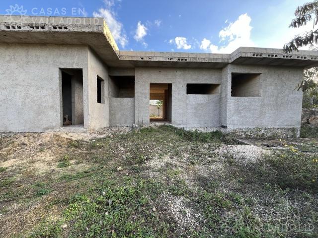 Casa en venta en Tikuch obra gris