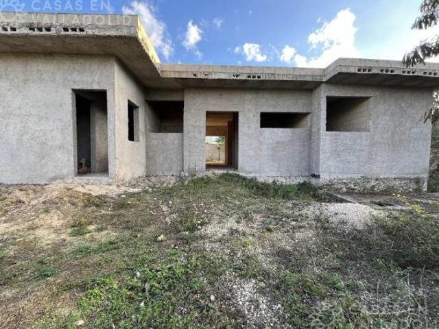 Casa en venta en Tikuch obra gris