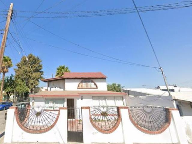 CASA EN VENTA EN TIJUANA, BAJA CALIFORNIA