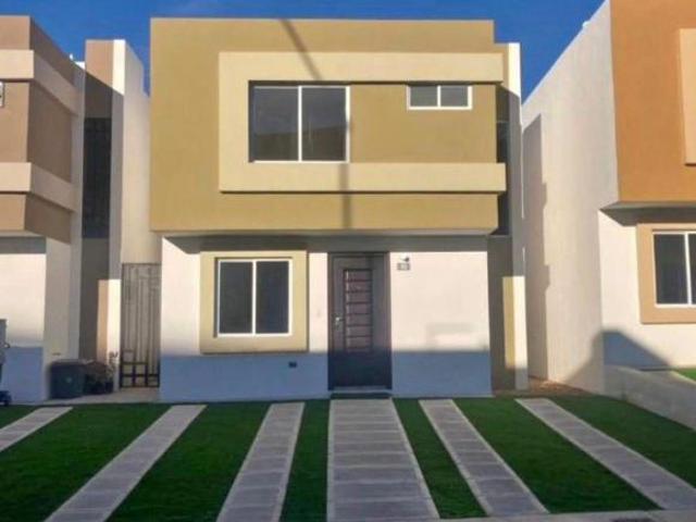 Casa en Venta en Tijuana Privada Santa Fe 1