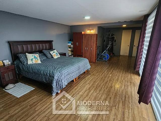 Casa en venta en TilTil | 5 dormitorios por 4090.00 en Tiltil