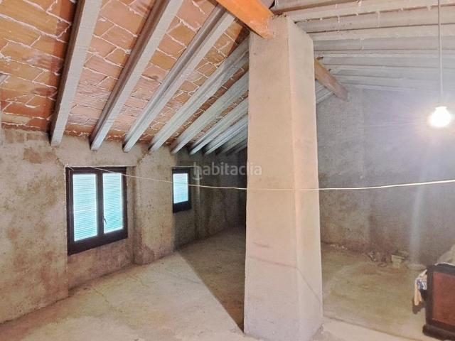 Casa en venta en Tivissa Costa Dorada. Casa de pueblo con encanto y gran potencial en La Serra dAlmòs Tivissa. Casas.