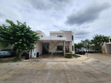 Casa en venta en Tixcacal Opichen