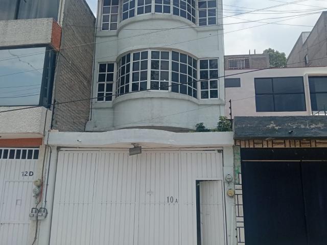 CASA EN VENTA EN TLALNEPANTLA DE BAZ