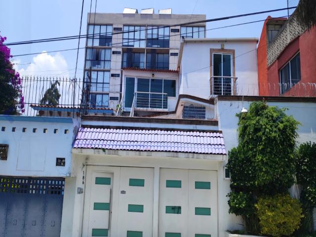 CASA EN VENTA EN TLALPAN