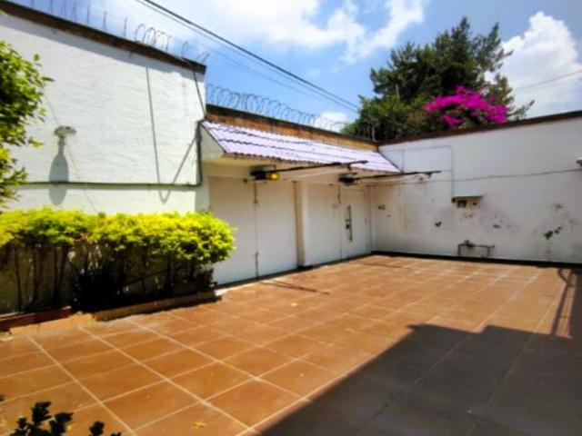 CASA EN VENTA EN TLALPAN, TRATO DIRECTO, ENTREGA INMEDIATA!