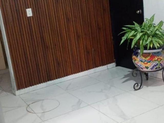 CASA EN VENTA EN TLAQUEPAQUE, JALISCO LOS MESEROS