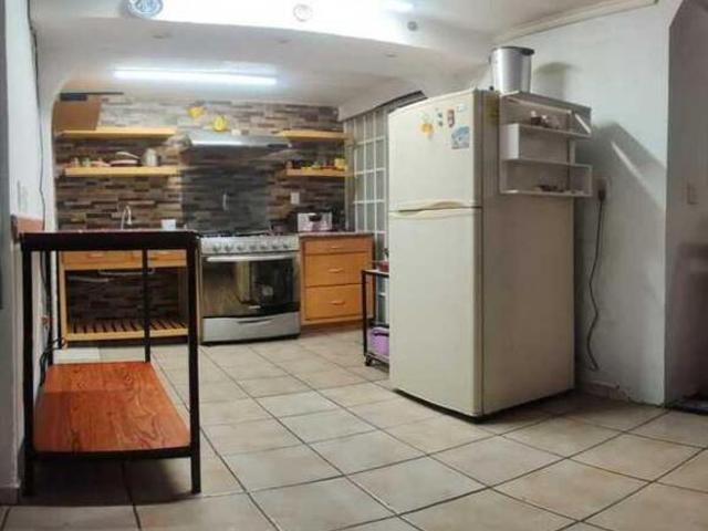 CASA EN VENTA EN TLAQUEPAQUE