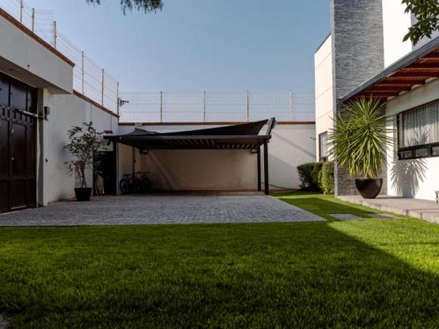 CASA EN VENTA EN TLAXCOAPAN HGO – DISEÑO Y LUJO EN CADA DETALLE