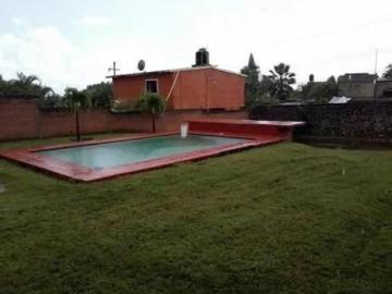 Casa en Venta en Tlayacapan, Morelos: Espaciosa y con Excelente Ubicación