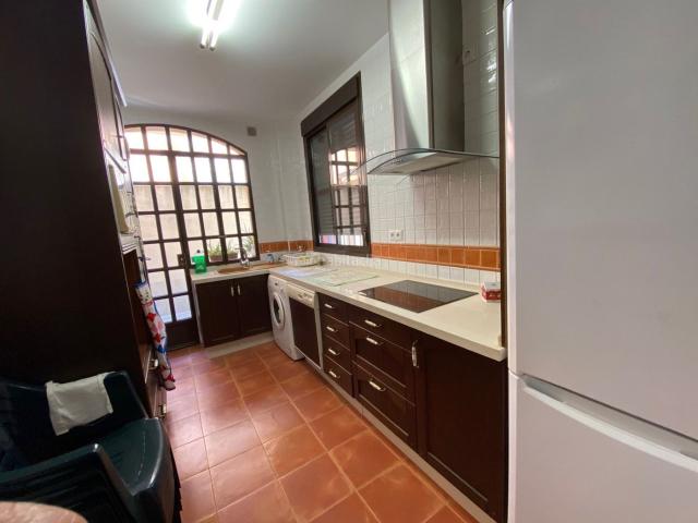Casa en venta en Tocina. CASA DOS PLANTAS INDEPENDIENTE EN LOS ROSALES SEVILLA. Casas.