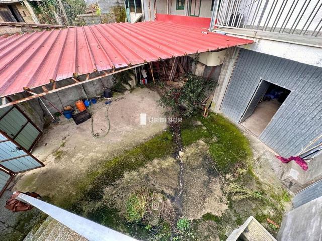 Casa en venta en Toén. DOS Casas Adosadas, con Finca 1.800 m2. TOEN. Casas.