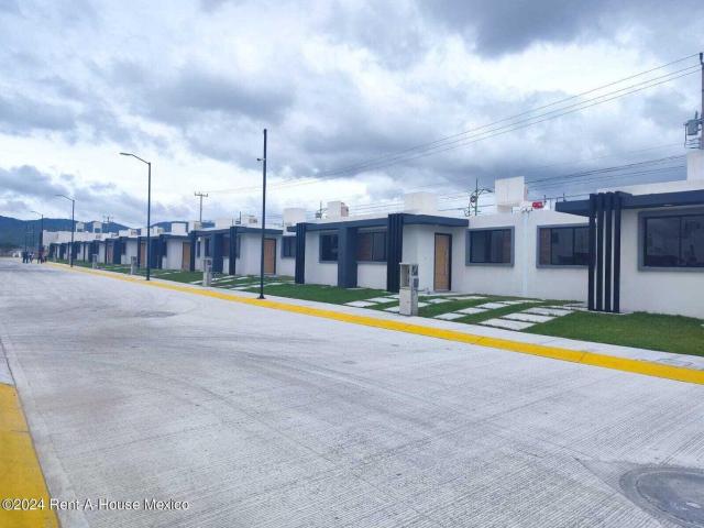 Casa en Venta en Tolcayuca Fraccionamiento Vientos del Sur BJ 25 705