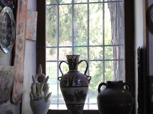 Casa en venta en Toledo, Casco Histórico. Vivienda reformada + local con licencia de artesanía frente a San Juan de los Reyes Toledo Casco Histórico. Casas.