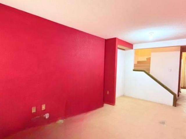 Casa en Venta en Toluca cerca de Tollocan entre Av. Tecnologico y Pilares