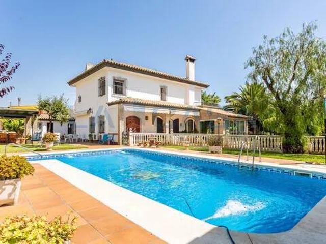 Casa en Venta en Tomares