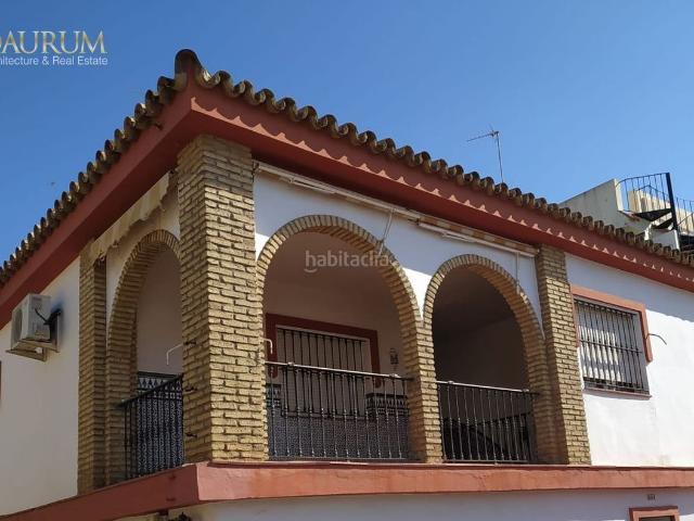 Chalet en venta en Tomares, Las Almenas. MAGNIFICA CASA INDEPENDIENTE EN TOMARES. Chalets.