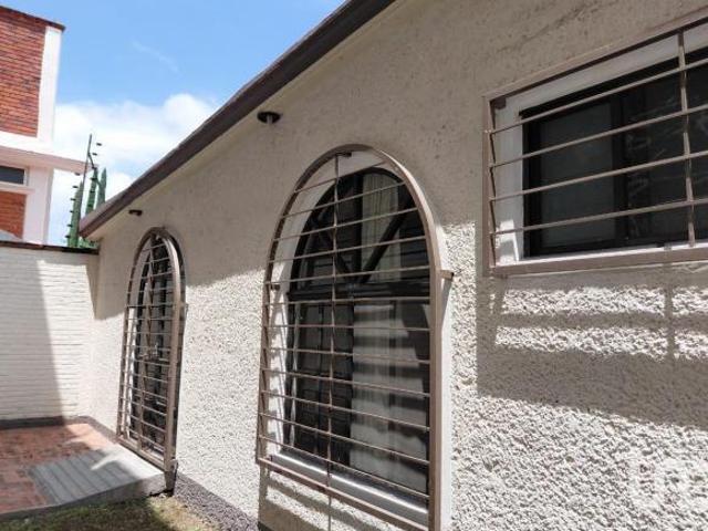 Casa en Venta en Tonatico, México