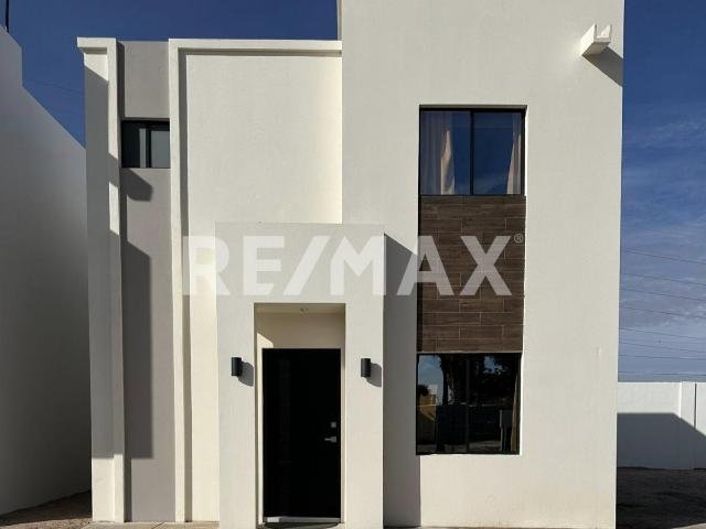 CASA EN VENTA EN TOSSA RESIDENCIAL