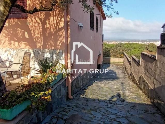 Casa en venta en Tordera, Sant Pere. Casa en Tordera. Casas.