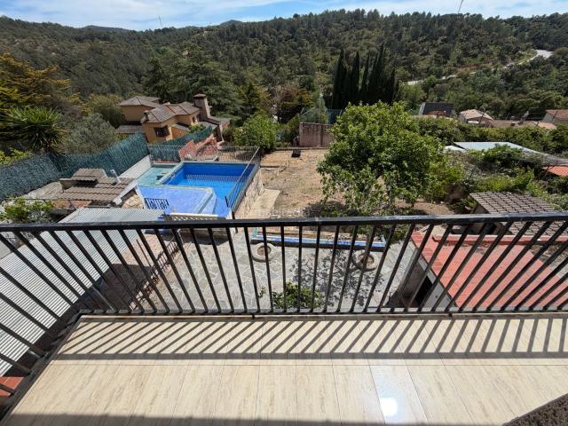 Casa en venta en Tordera, Terrabrava Tordera Parc. PARA ENTRARA A VIVIR, CON PISCINA, GARAJE Y JARDÍN. Casas.