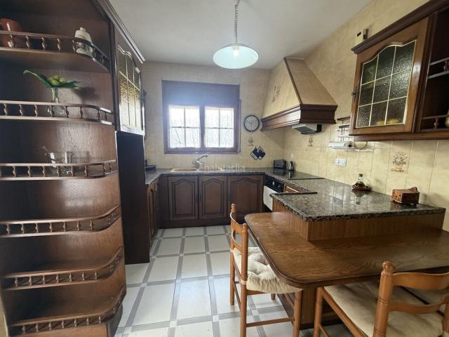 Casa en venta en Torelló. Casas.