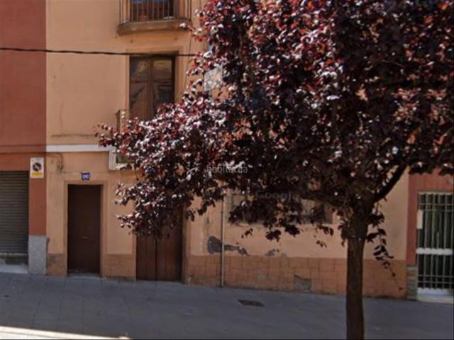 Casa en venta en Torelló. Muchas posibilidades. Casas.