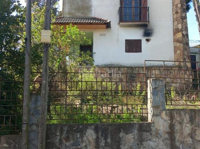 Casa en venta en Torre de Claramunt La. Venta de Casa en Calle Figueres Pinedes Nº 24, La Torre de Claramunt Propiedad Ocupada. Casas Torre de Claramunt.