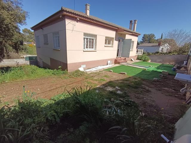 Casa en venta en Torre de Claramunt La. Casas Torre de Claramunt.