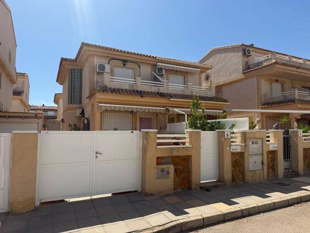 Casa en venta en Torre de la Horadada, Alicante Costa Blanca