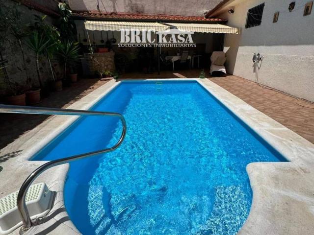 Casa en Venta en Torre de Santa María