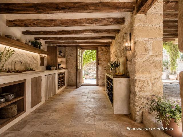 Casa en venta en Torrebesses. Casa tradicional catalana con 2 Viviendas Independientes, amplio jardín y construcciones auxiliares. Casas.