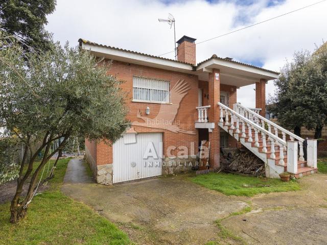 Casa en venta en Torrejón del Rey. Impresionante Casa Independiente en Venta en Torrejón del ReyLas Castillas. Casas Torrejón del.
